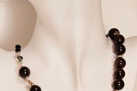 Velvet Spheres Genuine Garnet Jewelry Set with Necklace and Earrings (105 carats)