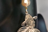 Golden Fantail Filigree Earrings