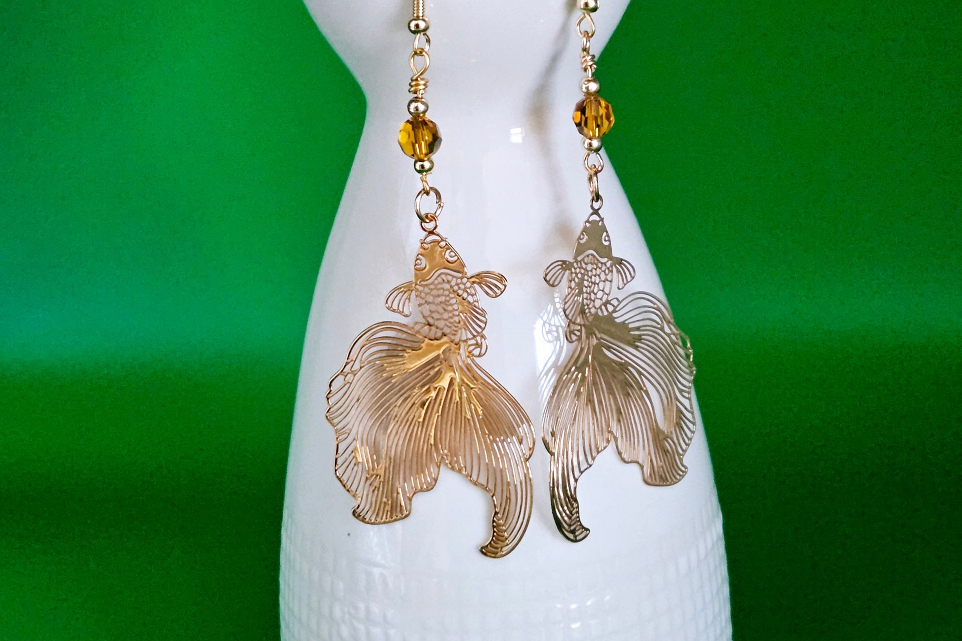 Golden Fantail Filigree Earrings