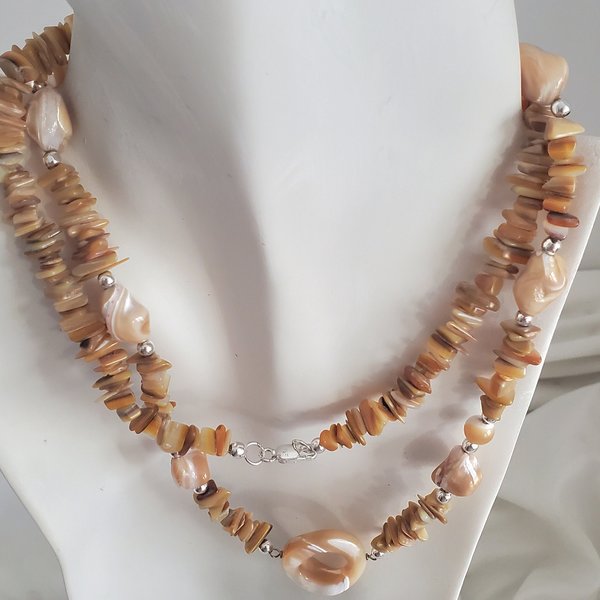 Seashimmer Serenade Mother-of-Pearl Necklace